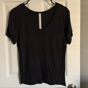 Lululemon v neck tee